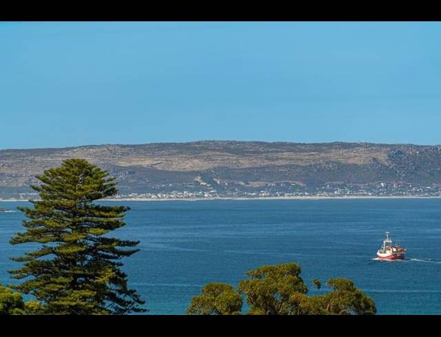 6 BEDROOM HOUSE FOR SALE IN BERG EN DAL